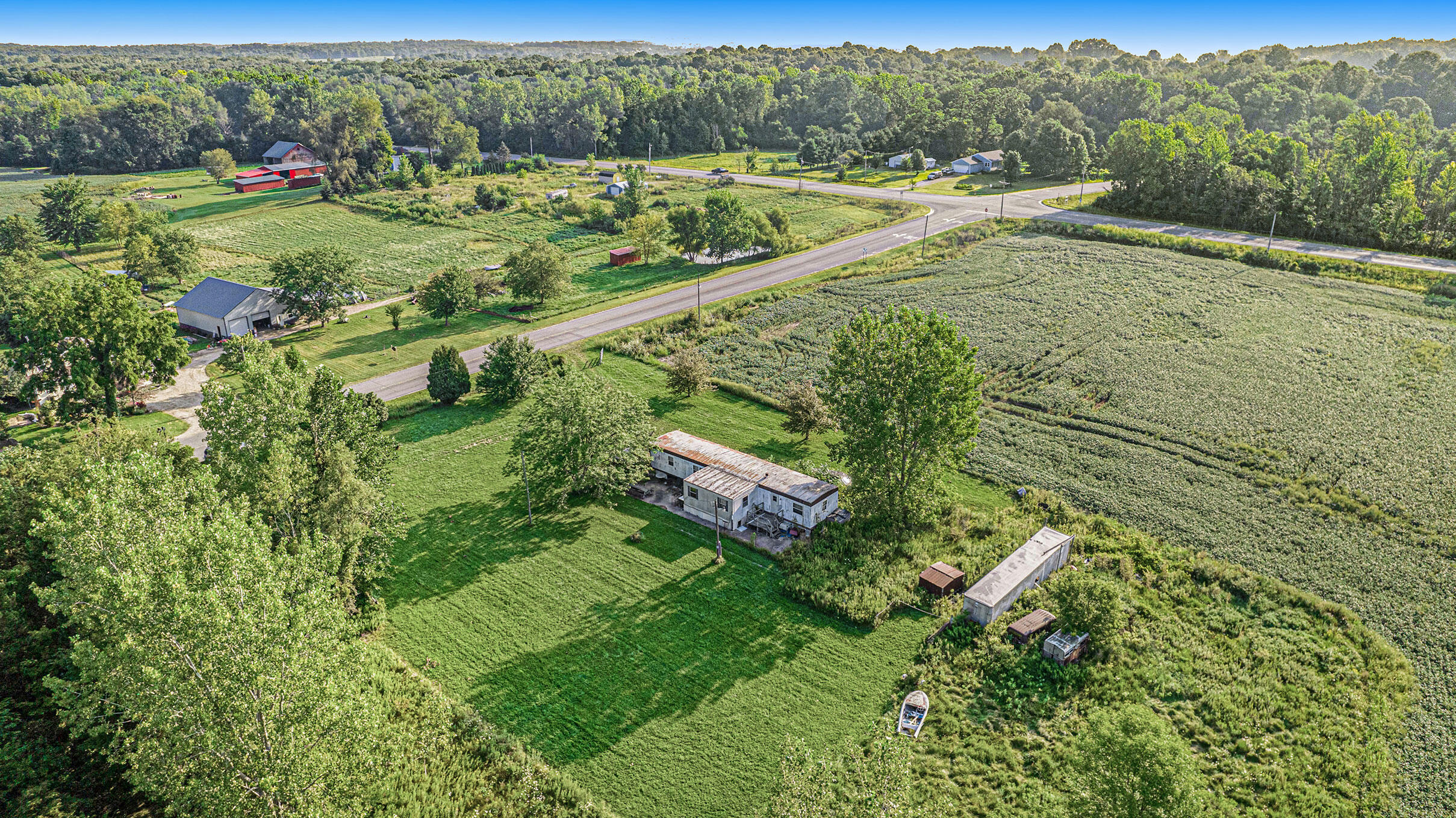 58121 Butcher Road Hartford, MI 49057 - Photo 11 of 17 DJI_0454
