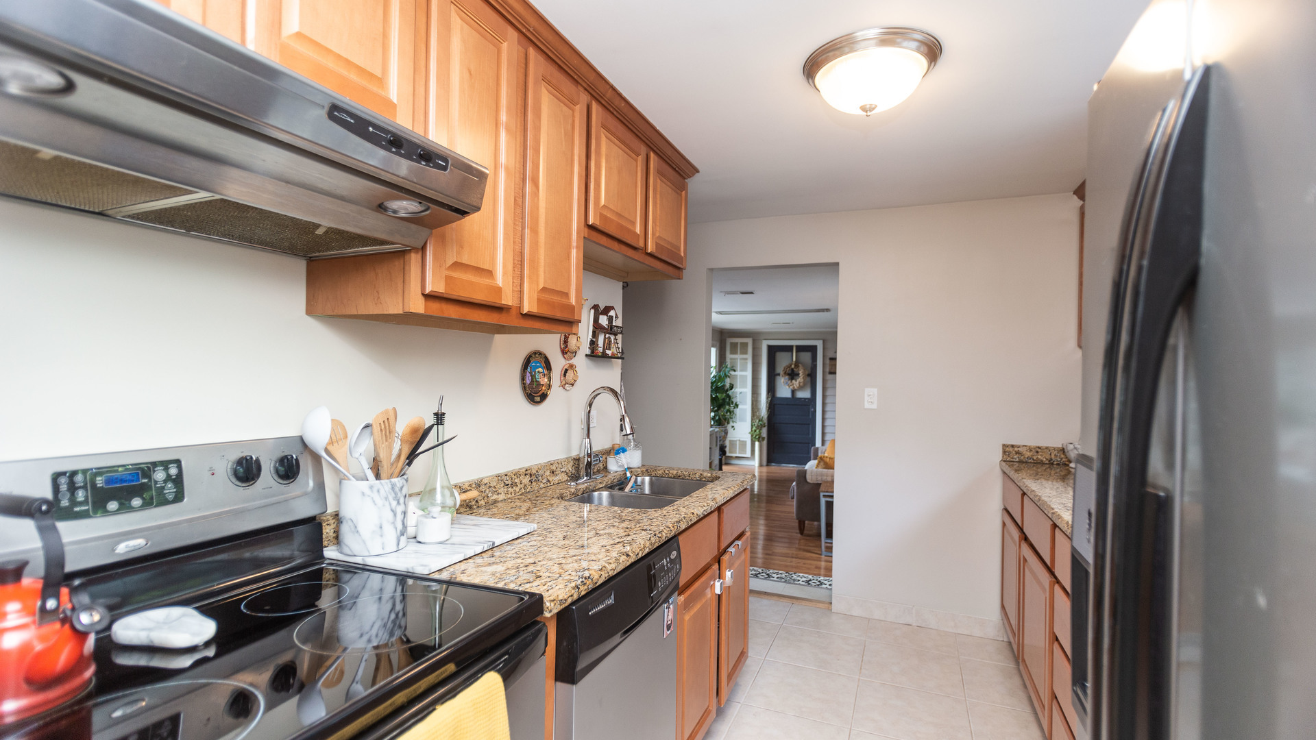 1519 Potter Road Park Ridge, IL 60068 - Photo 8 of 20