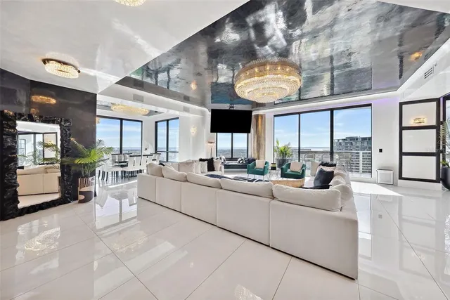 $14,500 | 1209 East Cumberland Avenue, Unit 2601, Tampa, FL 33602