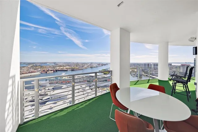 $14,500 | 1209 East Cumberland Avenue, Unit 2601, Tampa, FL 33602