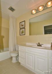 2351 Richborough Road Chesterfield, MO 63017 - Photo 23 of 31 Gallery Image 23