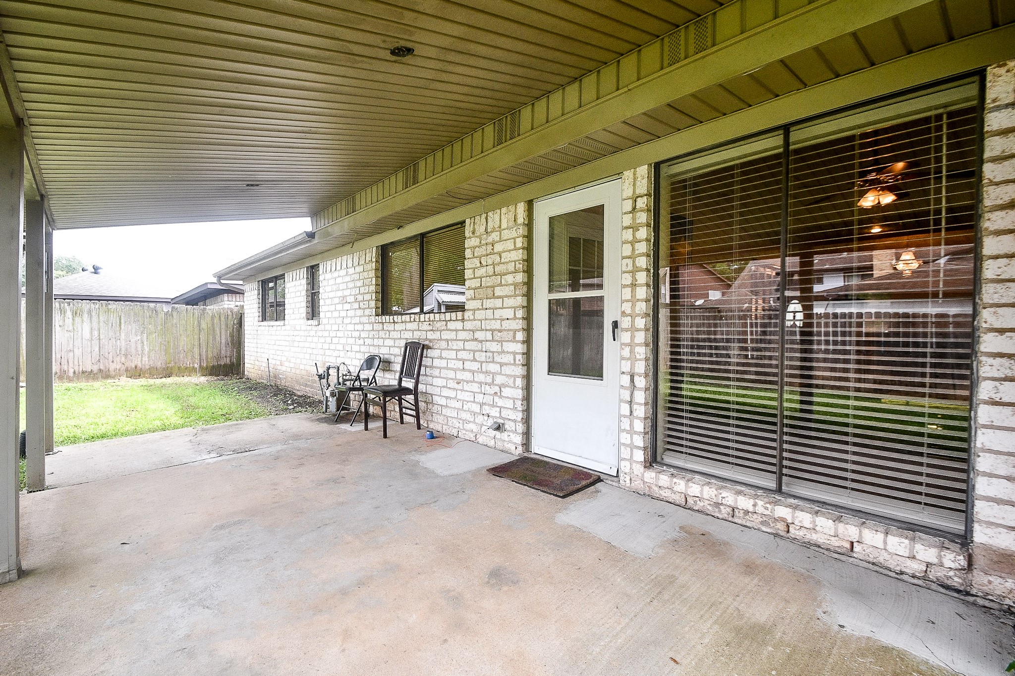11635 Sagevale Lane Houston, TX 77089 - Photo 26 of 32 Your generous covered patio is perfect for family time and entertaining.