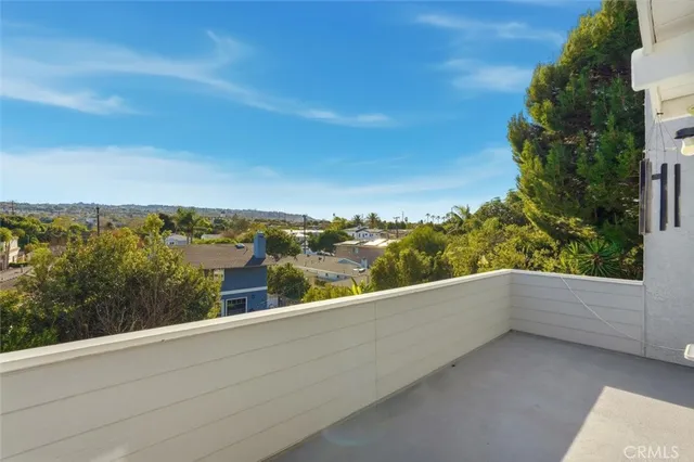 $1,998,000 | 1062 Palos Verdes Boulevard, Redondo Beach, CA 90277