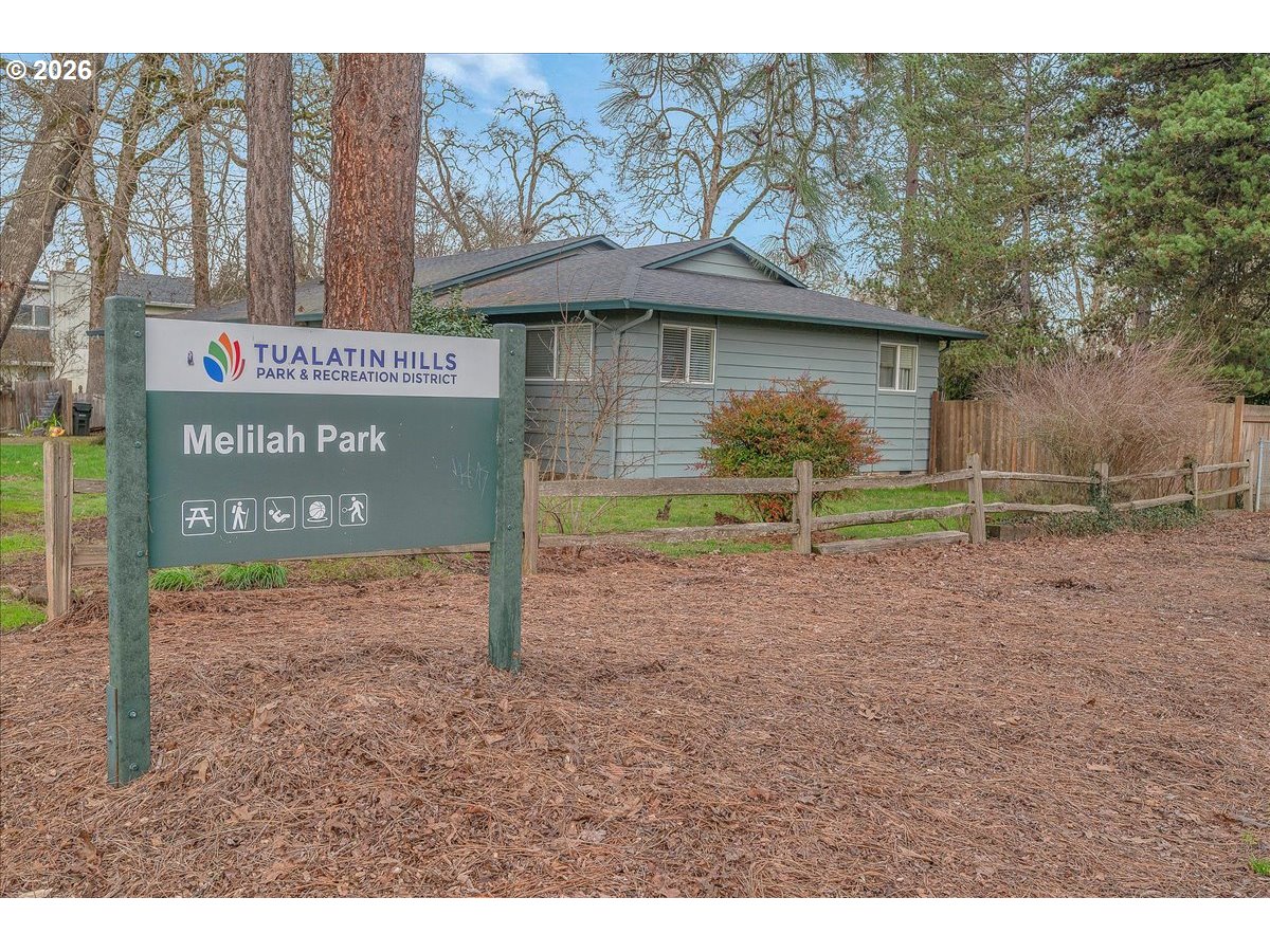 2775 Southwest 182nd Avenue Beaverton, OR 97003 - Photo 33 of 35 a front view of a house with garden