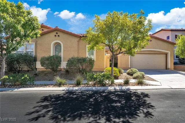 $575,000 | 9341 Arrowhead Bluff Avenue, Las Vegas, NV 89149