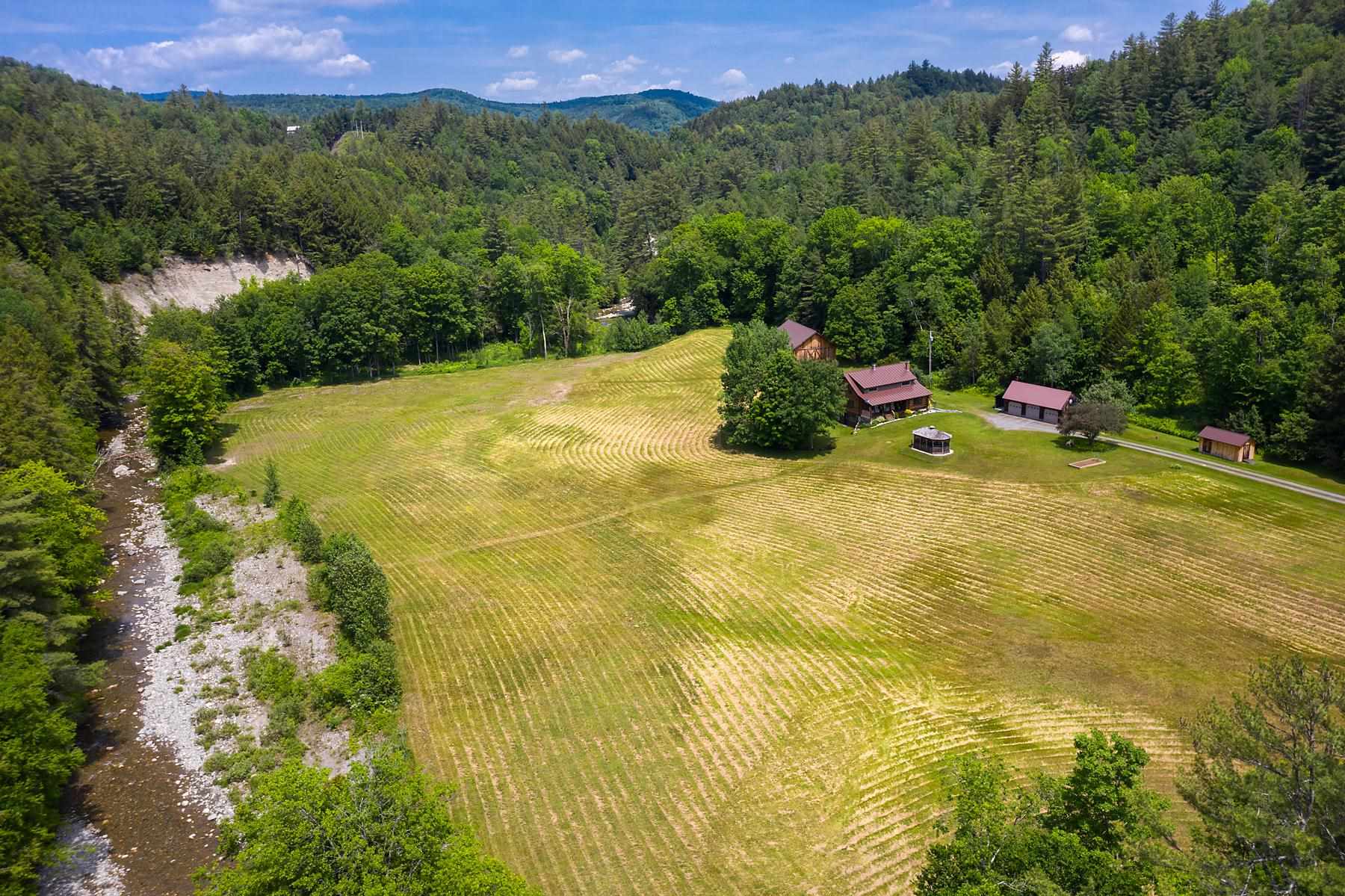 2034 Stony Brook Road Stockbridge, VT 05772 - Photo 4 of 40 Gallery Image 4