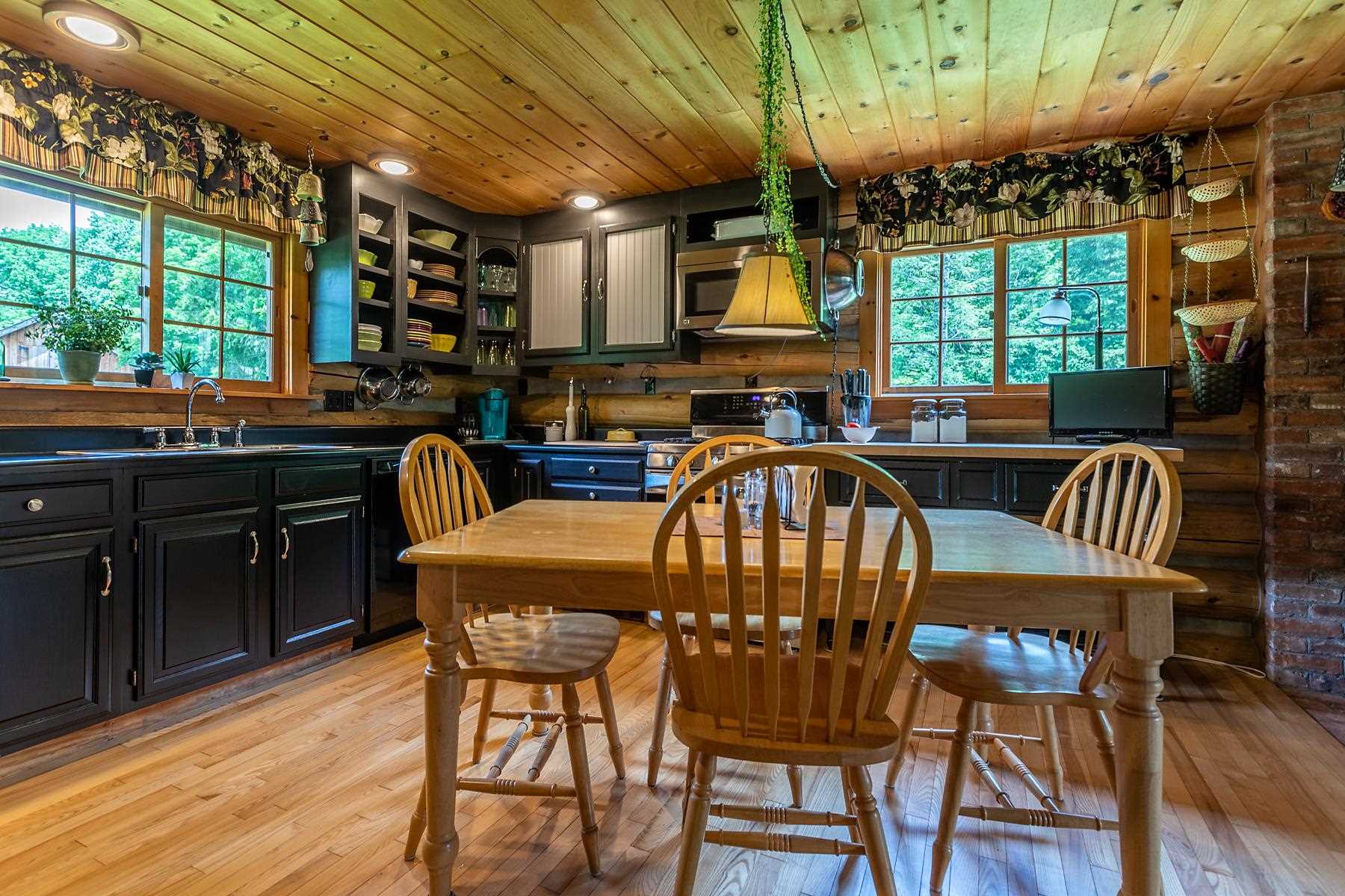 2034 Stony Brook Road Stockbridge, VT 05772 - Photo 9 of 40 Gallery Image 9