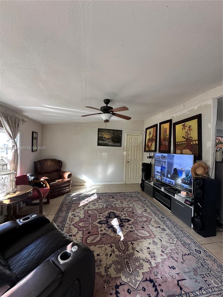 212 Ballard Road Avon Park, FL 33825 - Photo 58 of 61 a bedroom with furniture and a window