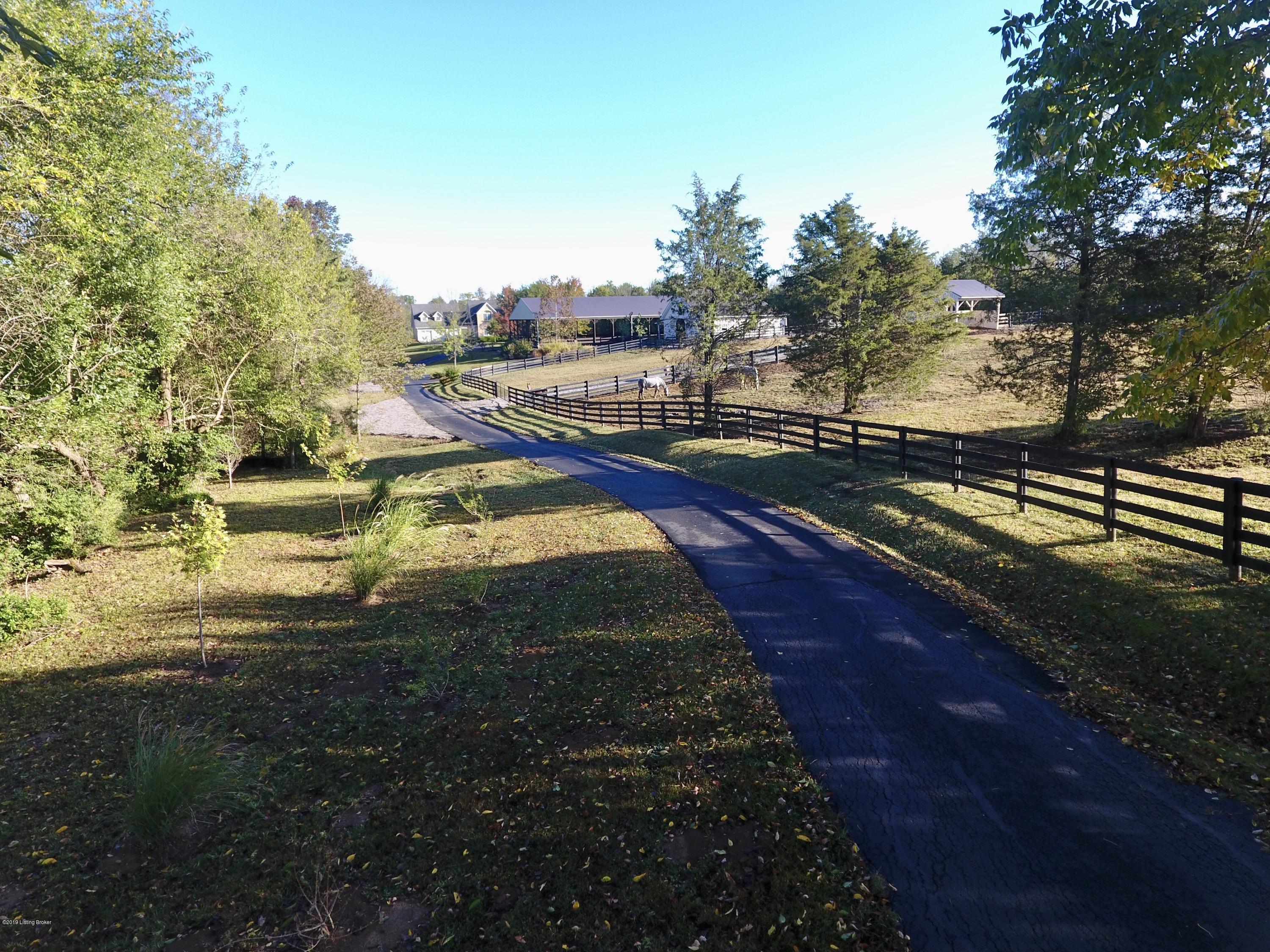 1030 Reed Lane Simpsonville, KY 40067 - Photo 63 of 65 Photo Oct 12, 10 11 49 AM