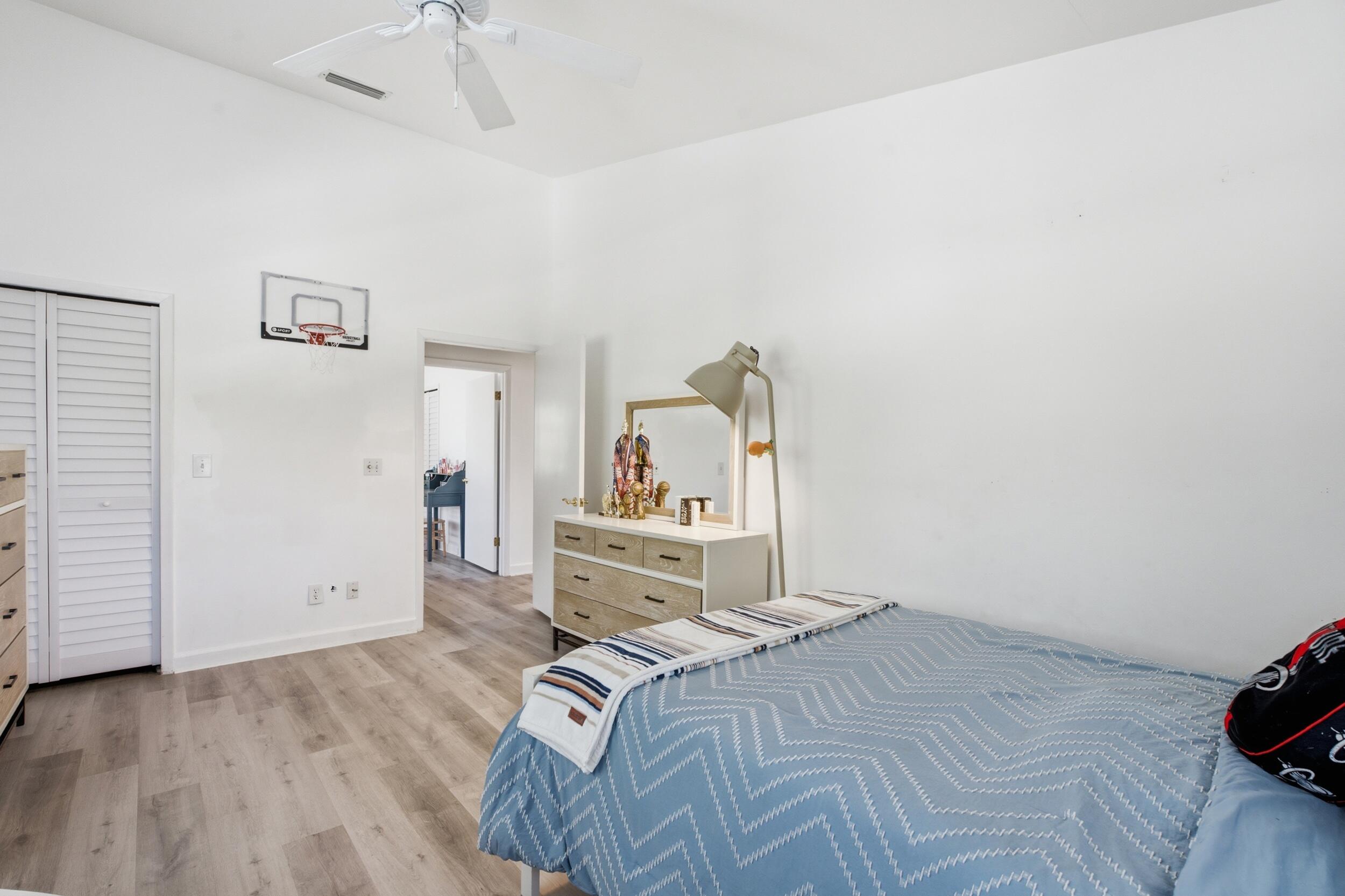 1489 Southwest Seahawk Way Palm City, FL 34990 - Photo 29 of 57 27_smg02079