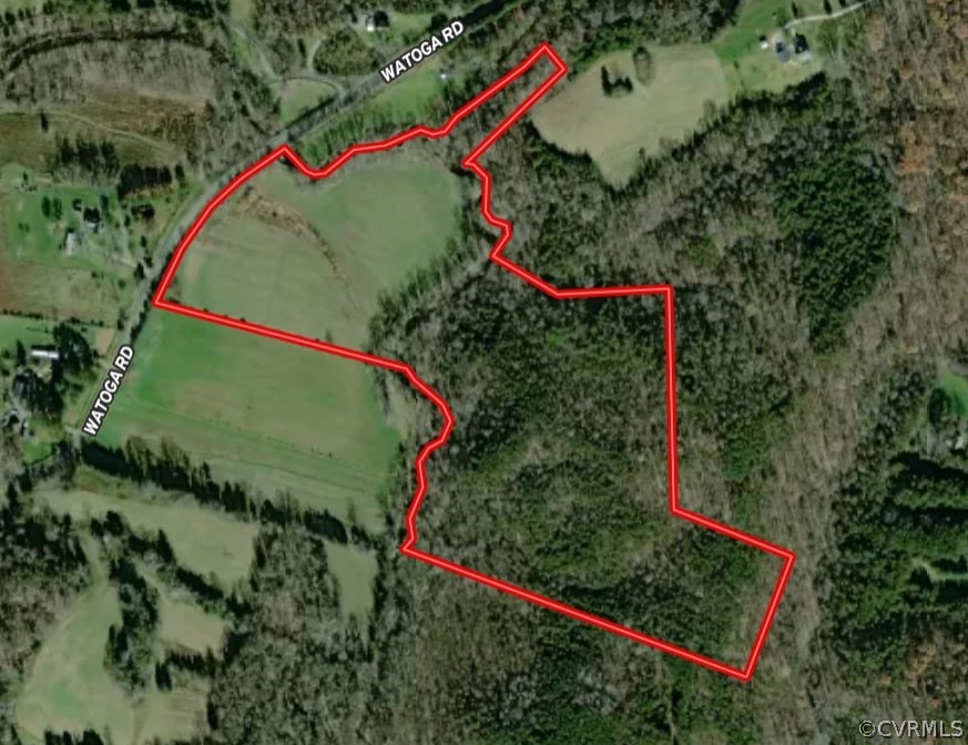 a view of a tennis court