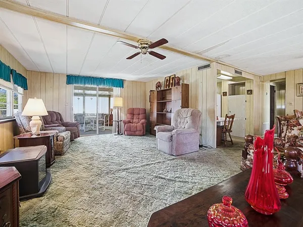 $159,900 | 25919 Zinnia Lane, Astatula, FL 34705