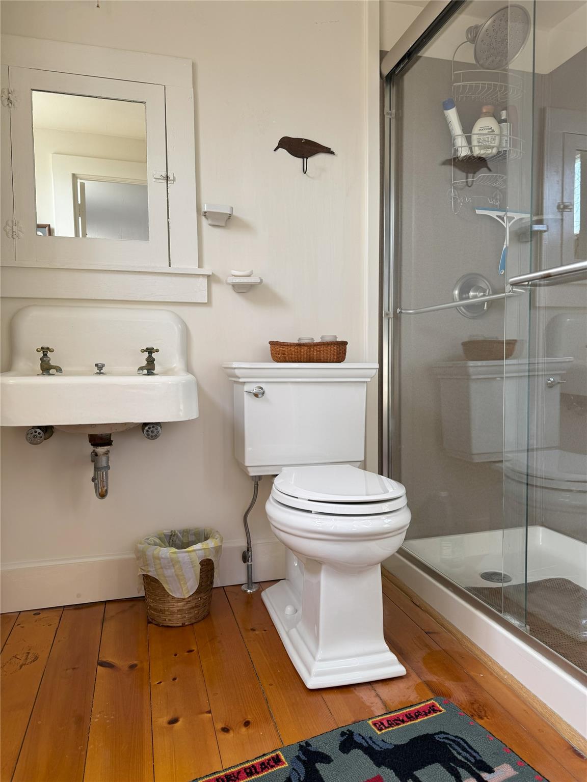 124 East Ridge Road Warwick, NY 10990 - Photo 32 of 46 a bathroom with a toilet a sink and shower