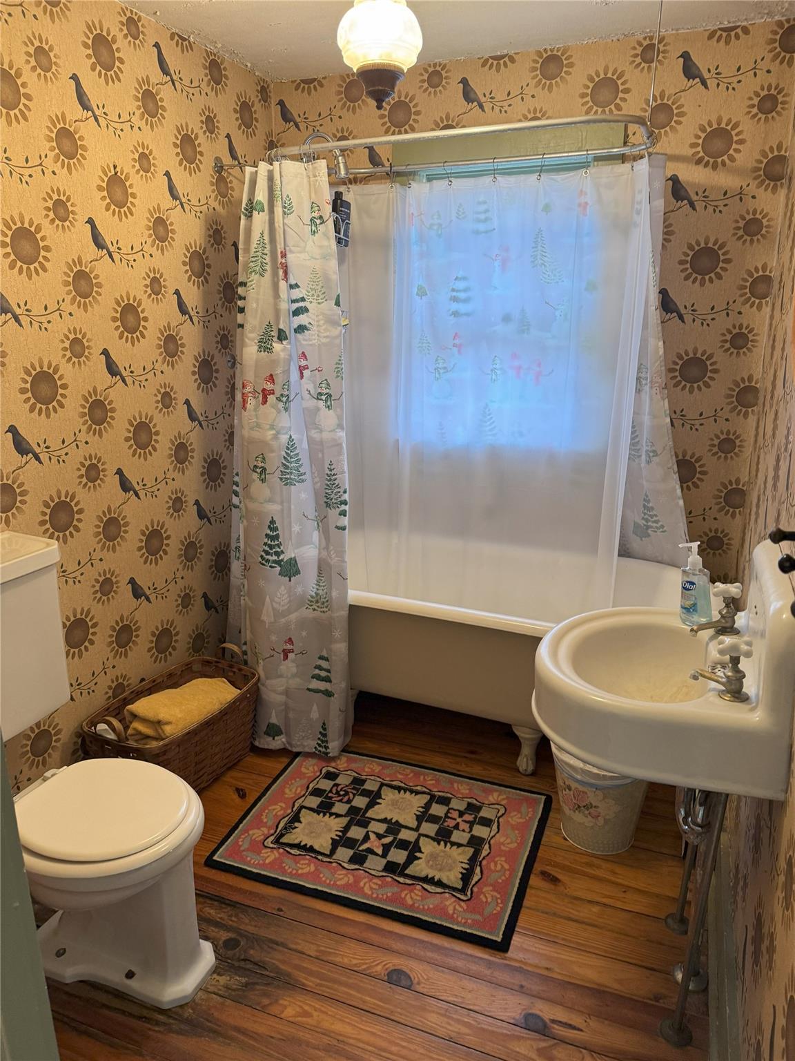 124 East Ridge Road Warwick, NY 10990 - Photo 41 of 46 a bathroom with a sink toilet and shower