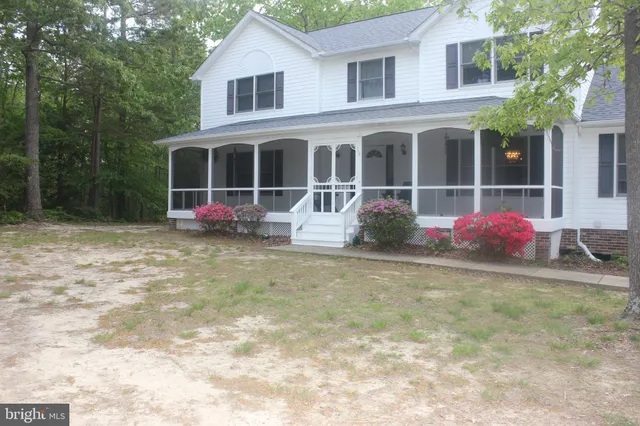 $640,000 | 23773 Meredith Court, Hollywood, MD 20636