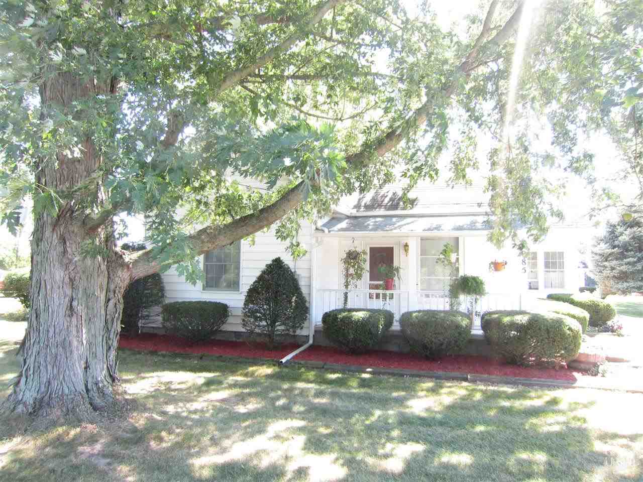 2085 Riverside Drive Huntington, IN 46750 - Photo 2 of 30 Gallery Image 2