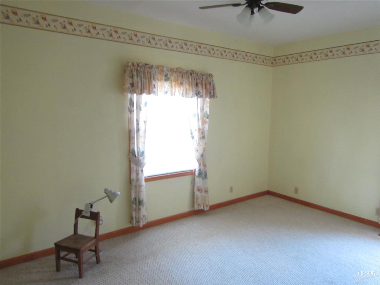 2085 Riverside Drive Huntington, IN 46750 - Photo 13 of 30 Gallery Image 13