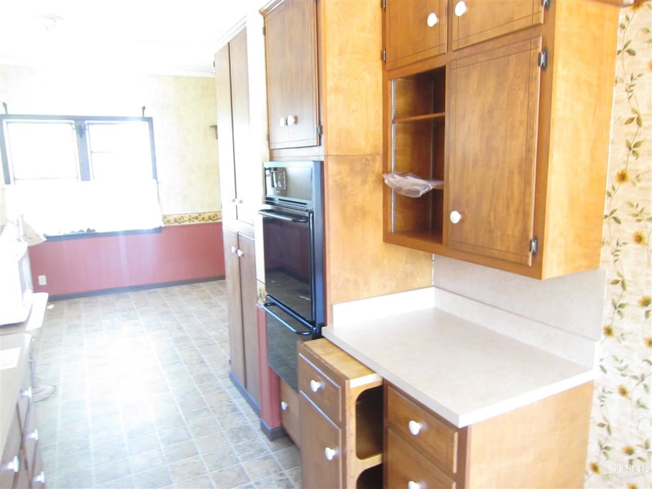 2085 Riverside Drive Huntington, IN 46750 - Photo 28 of 30 Gallery Image 28