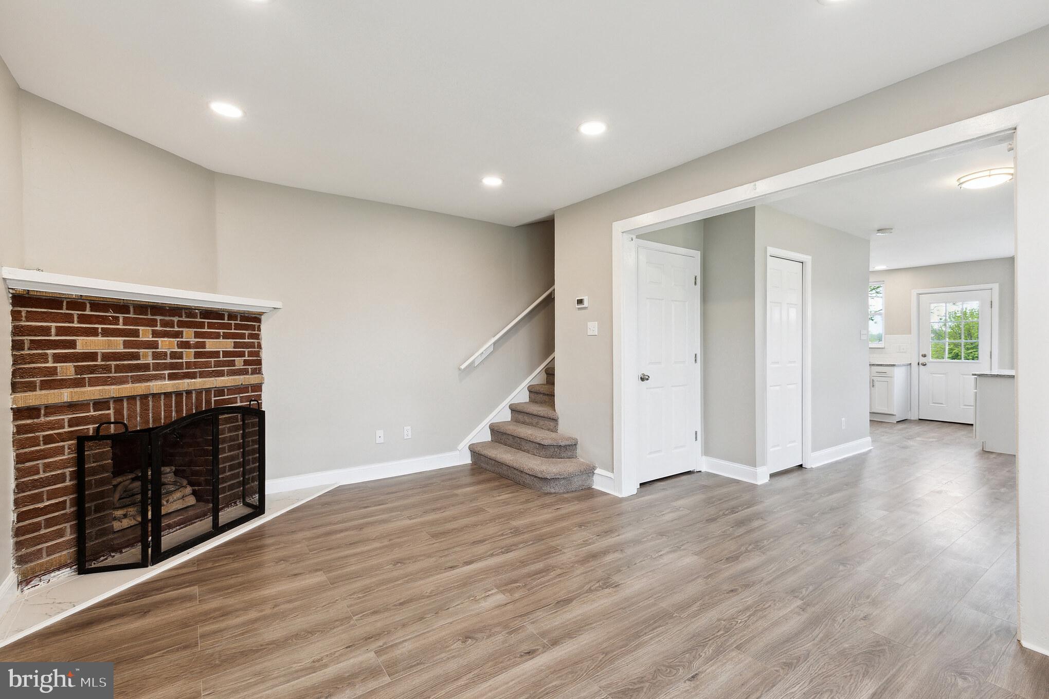 203 East Rodgers Street Ridley Park, PA 19078 - Photo 6 of 32 Welcome home!