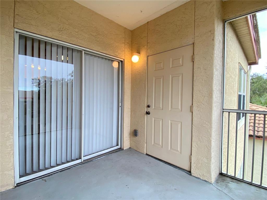 823 Camargo Way, Unit 302 Altamonte Springs, FL 32714 - Photo 14 of 19 a view of a hallway with entryway door