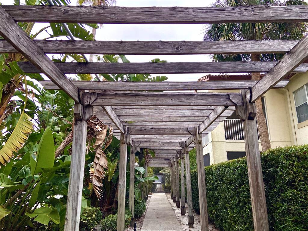 823 Camargo Way, Unit 302 Altamonte Springs, FL 32714 - Photo 19 of 19 a view of a garage