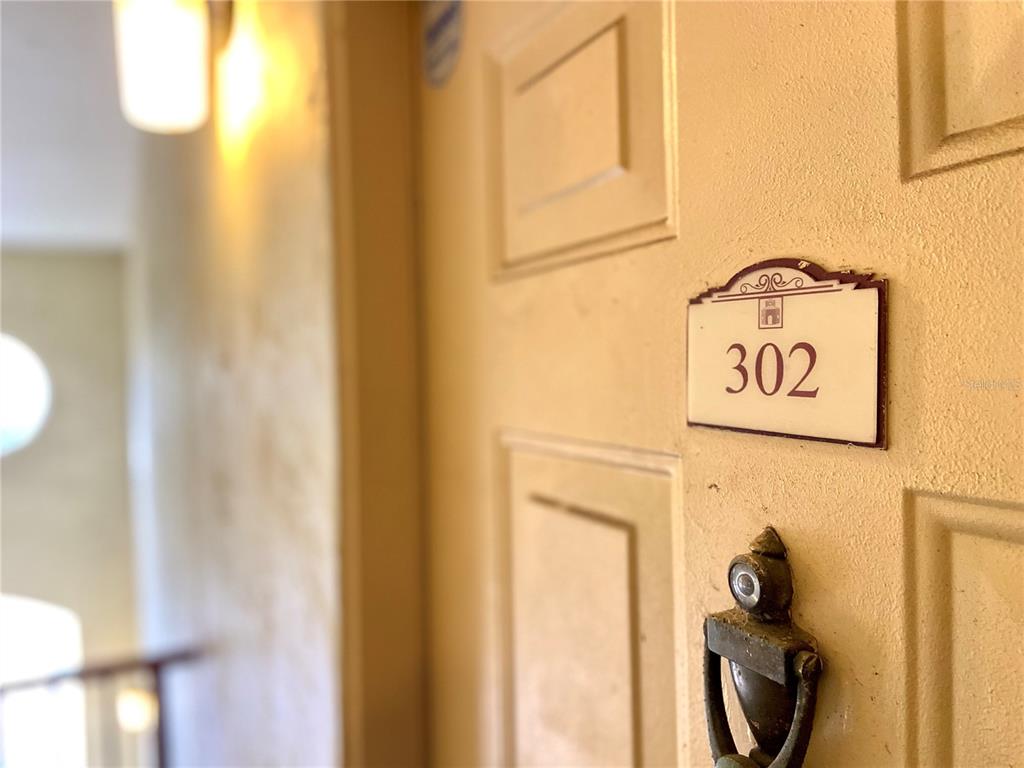 823 Camargo Way, Unit 302 Altamonte Springs, FL 32714 - Photo 4 of 19 a close up of a wall