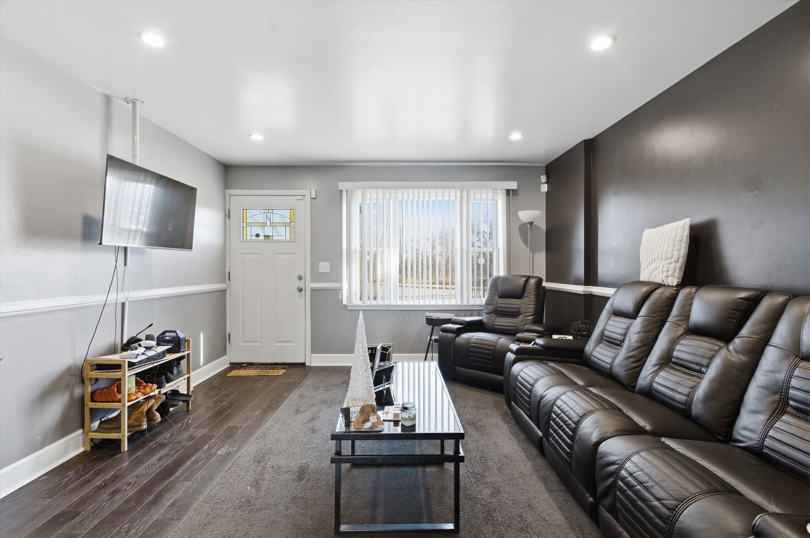 9904 South State Street, Unit B Chicago, IL 60628 - Photo 3 of 23