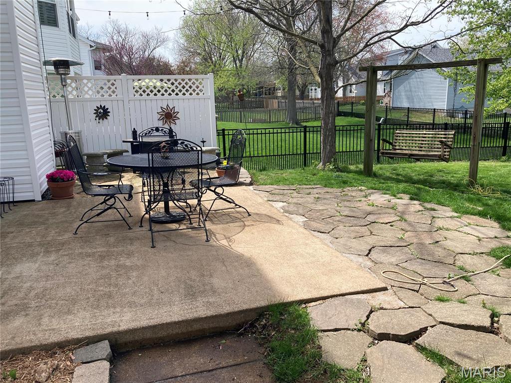 1463 Westbrooke Meadows Lane Ballwin, MO 63021 - Photo 5 of 25