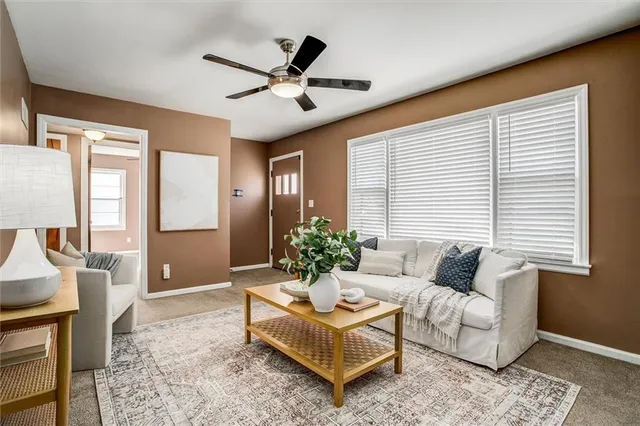 $270,000 | 304 South Central Street, Olathe, KS 66061