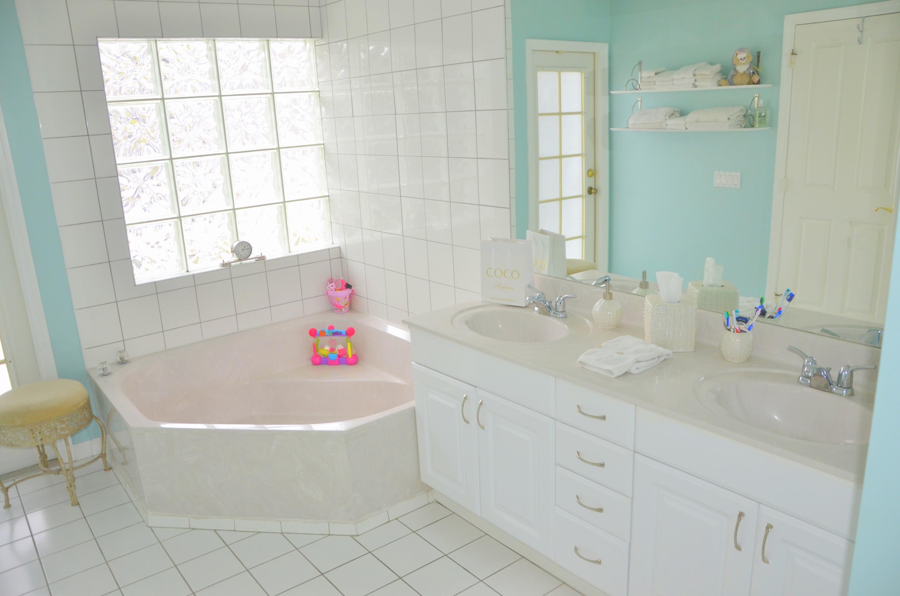 10988 Ravel Court Boca Raton, FL 33498 - Photo 12 of 23 Master Bathroom