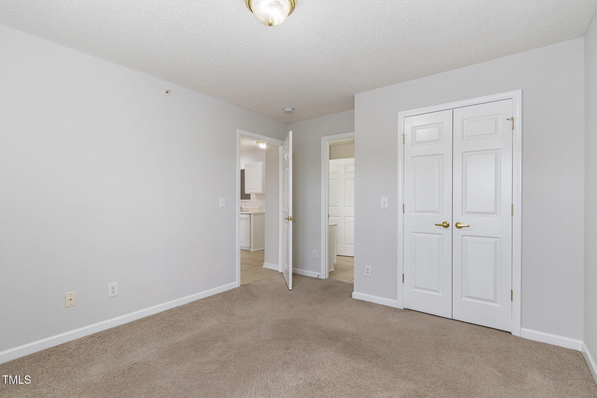2411 Vancastle Way, Unit 202 Raleigh, NC 27617 - Photo 14 of 28 021_file_865