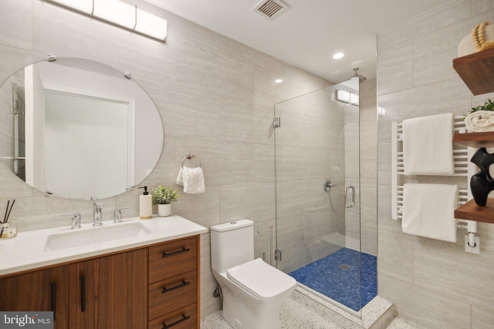 675 E Street Northwest, Unit 200 Washington, DC 20004 - Photo 20 of 28 Second Bathroom