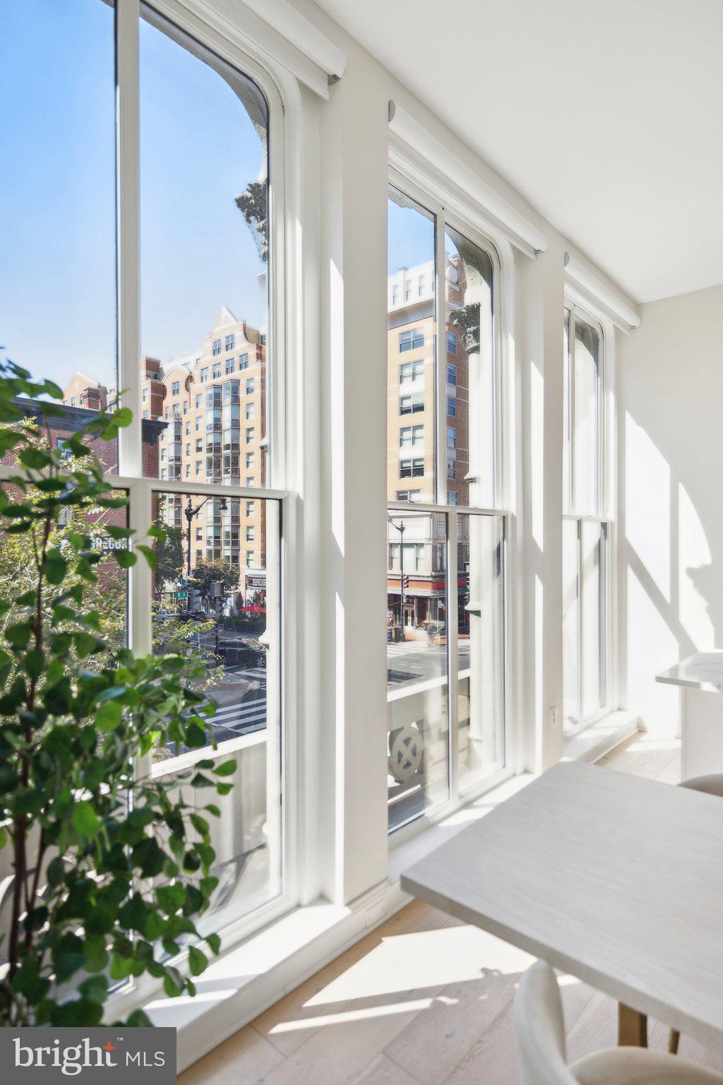 675 E Street Northwest, Unit 200 Washington, DC 20004 - Photo 10 of 28 Kitchen
