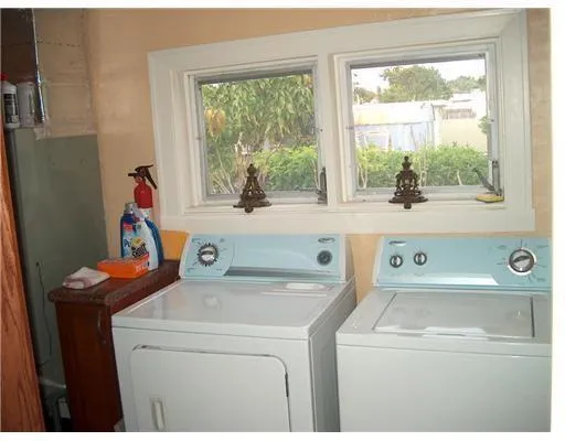 $2,600 | 5705 Garden Avenue, West Palm Beach, FL 33405