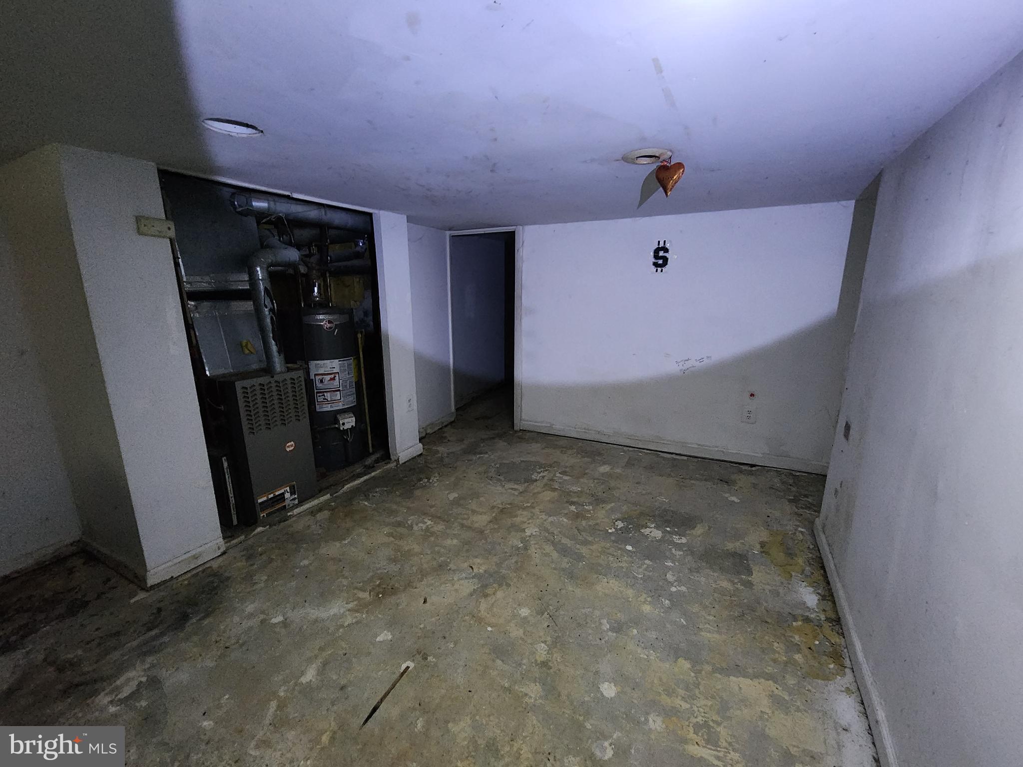 615 North Clinton Street Baltimore, MD 21205 - Photo 11 of 12