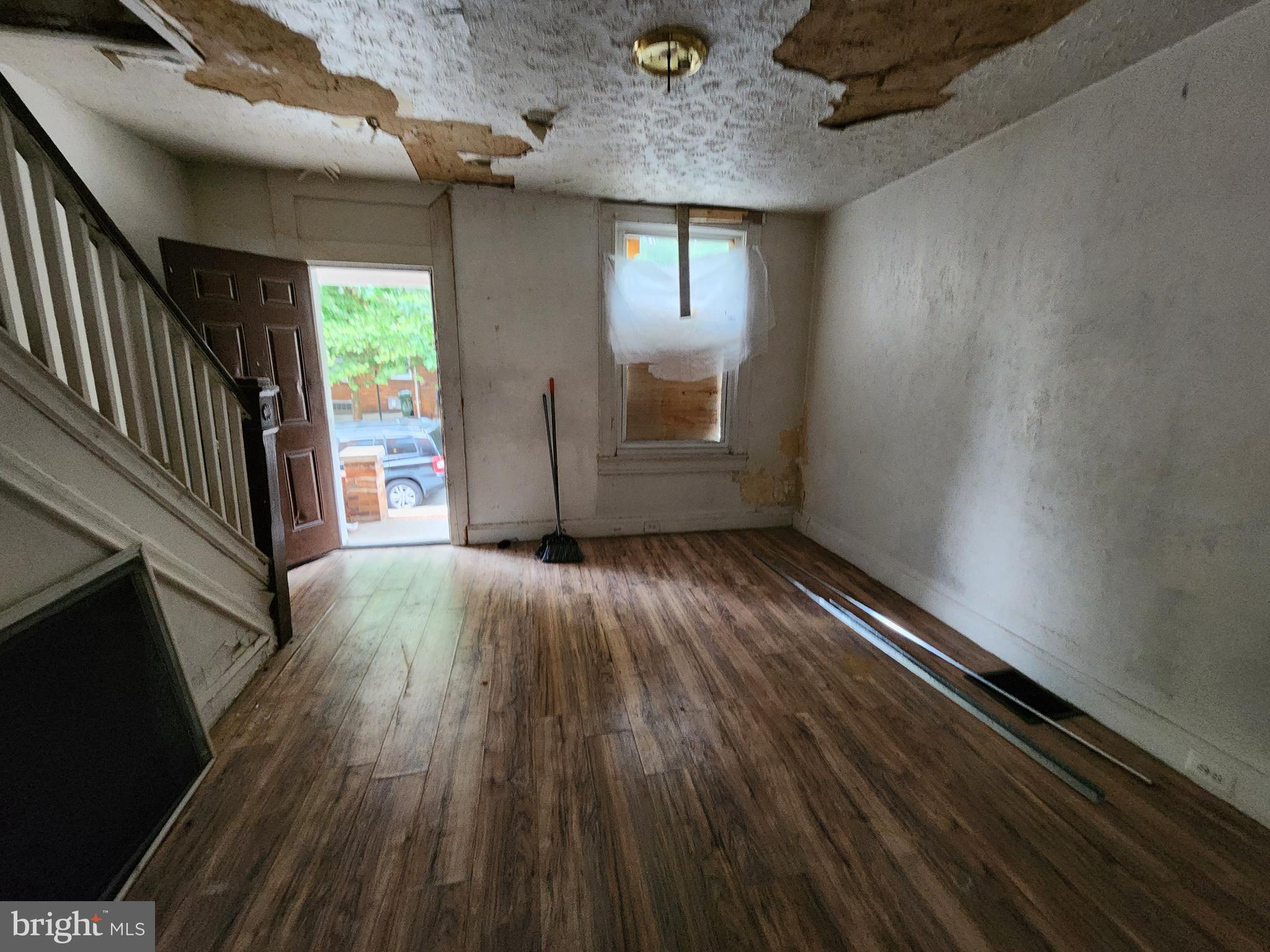 615 North Clinton Street Baltimore, MD 21205 - Photo 2 of 12