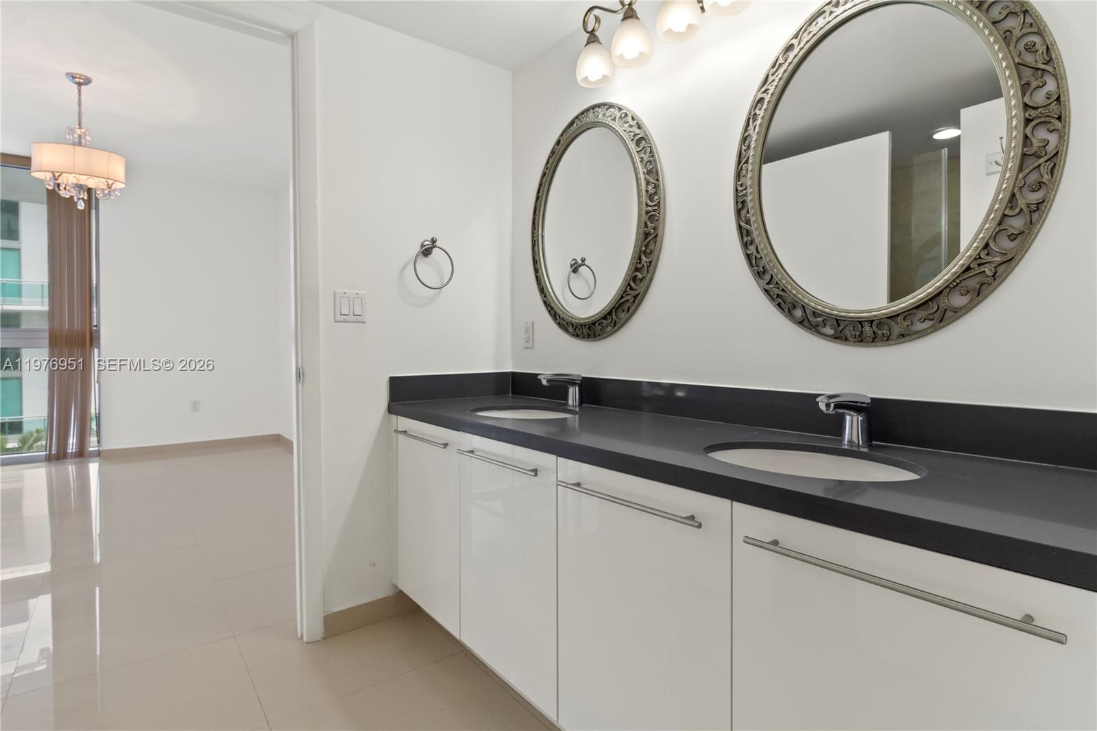 90 Southwest 3rd Street, Unit TH505 Miami, FL 33130 - Photo 33 of 39