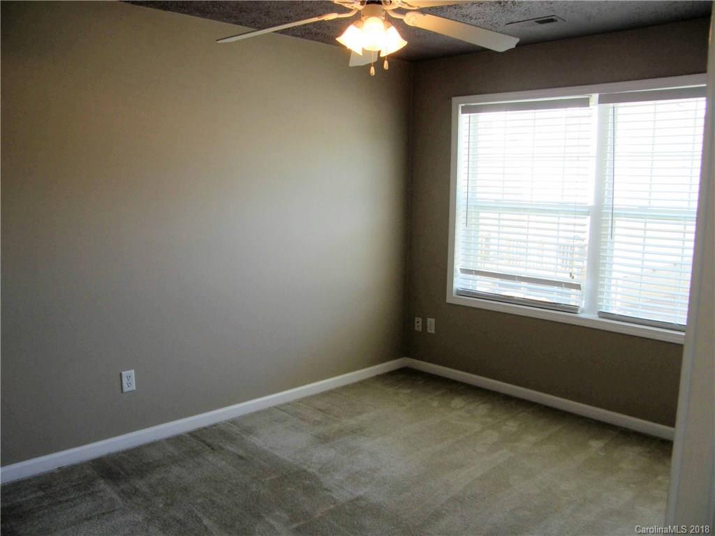 211 Pembrook Road Swannanoa, NC 28778 - Photo 16 of 19 Gallery Image 16