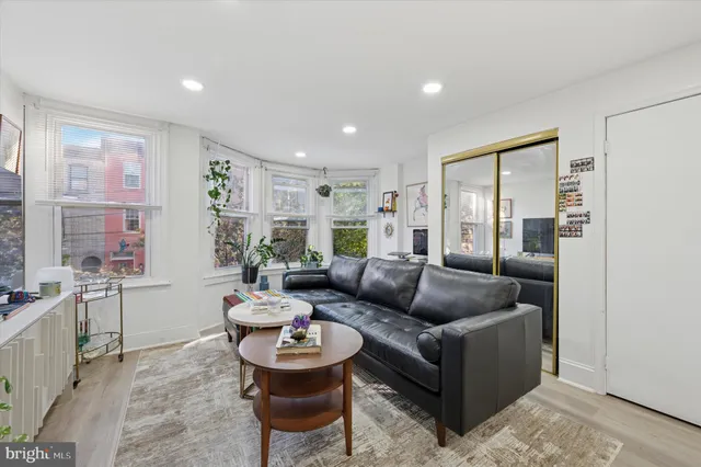 $699,999 | 1709 Christian Street, Philadelphia, PA 19146