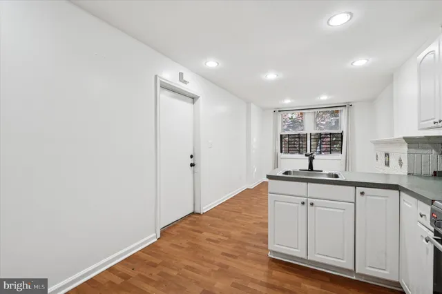 $699,999 | 1709 Christian Street, Philadelphia, PA 19146