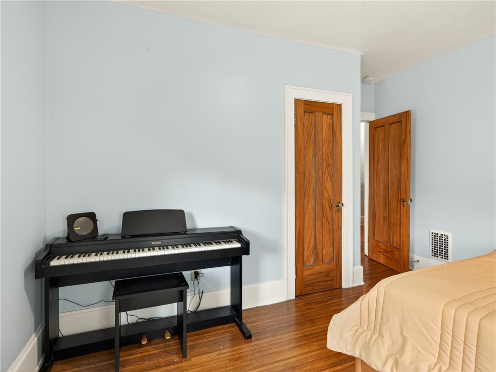 29 Harper Street Rochester, NY 14607 - Photo 17 of 46