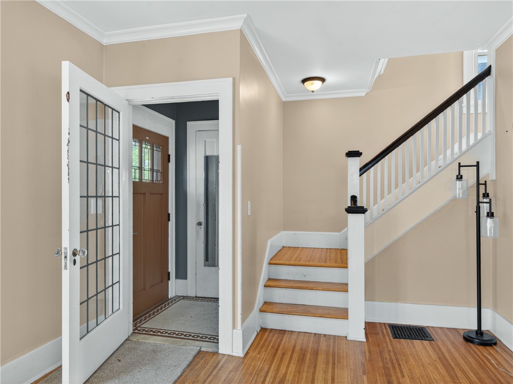 29 Harper Street Rochester, NY 14607 - Photo 22 of 46 Welcome to Unit 69 with leaded glass and original