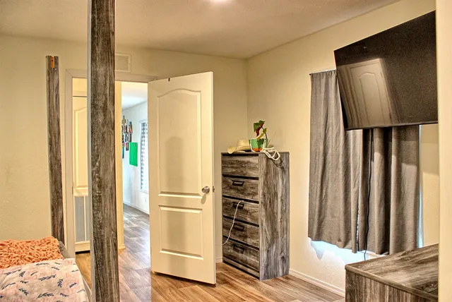 $82,000 | 401 South Russell Avenue, Douglas, WY 82633