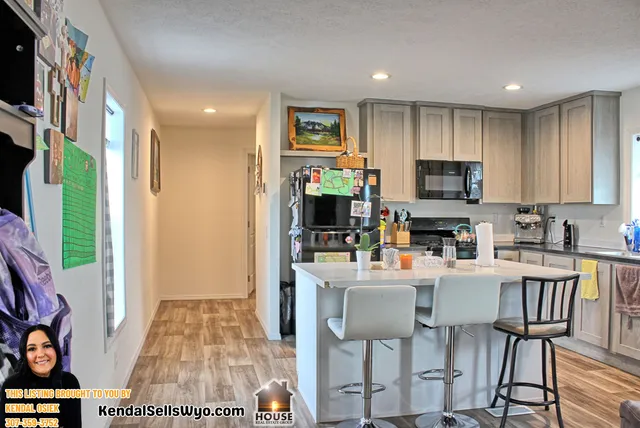 $82,000 | 401 South Russell Avenue, Douglas, WY 82633