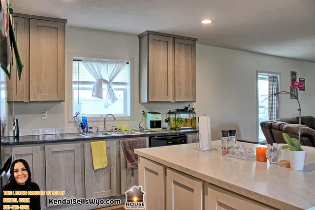 $82,000 | 401 South Russell Avenue, Douglas, WY 82633