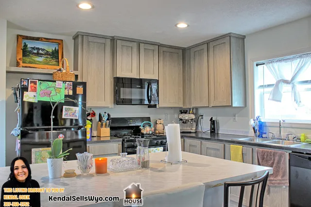 $82,000 | 401 South Russell Avenue, Douglas, WY 82633