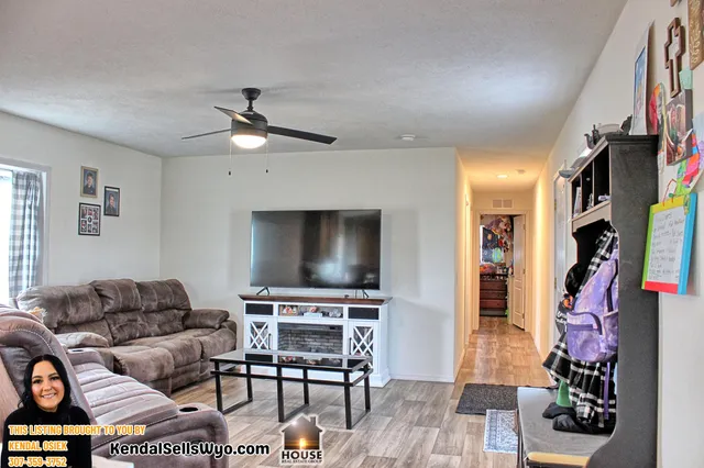 $82,000 | 401 South Russell Avenue, Douglas, WY 82633