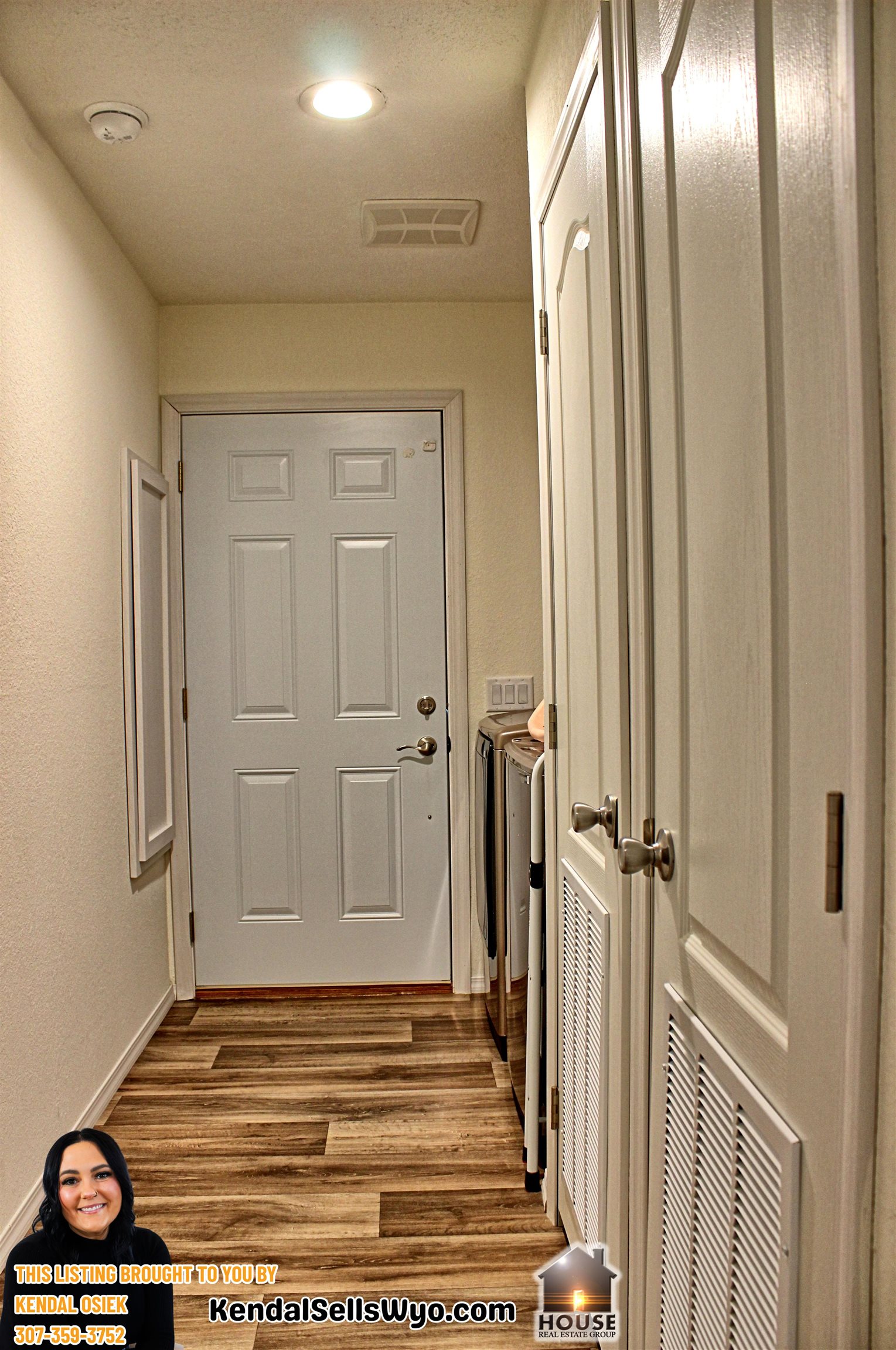 401 South Russell Avenue Douglas, WY 82633 - Photo 9 of 15