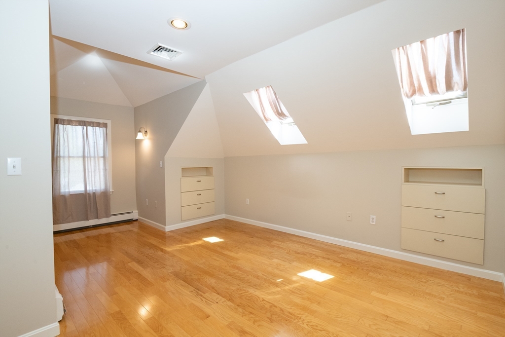 6-8 Devon Avenue, Unit 3 Beverly, MA 01915 - Photo 25 of 40