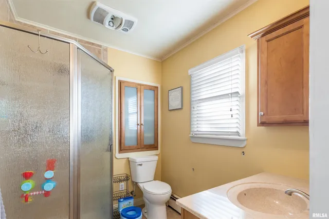 $89,000 | 203 East St Louis Street, West Frankfort, IL 62896